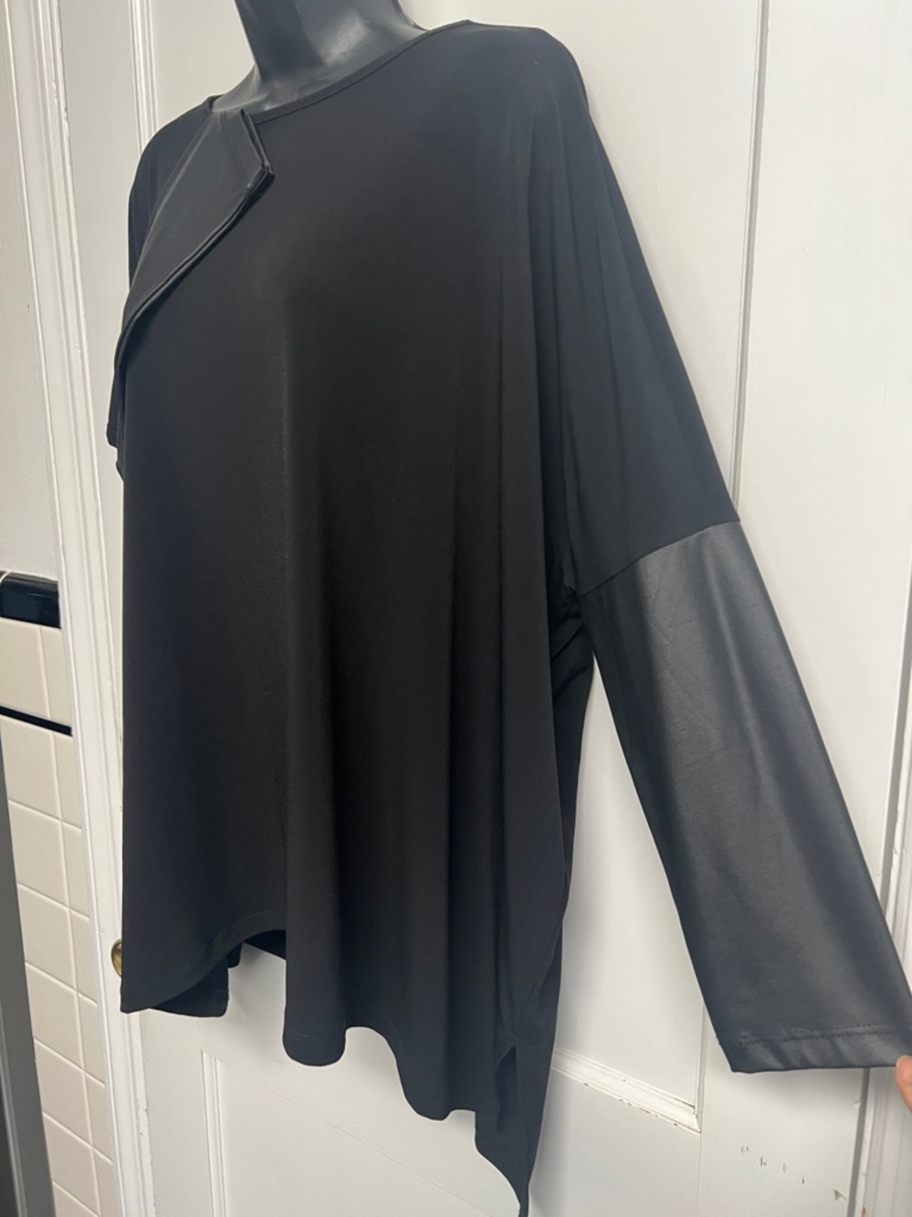 Clara Sun Woo Oversized Black Tunic Ladies size M-L-XL